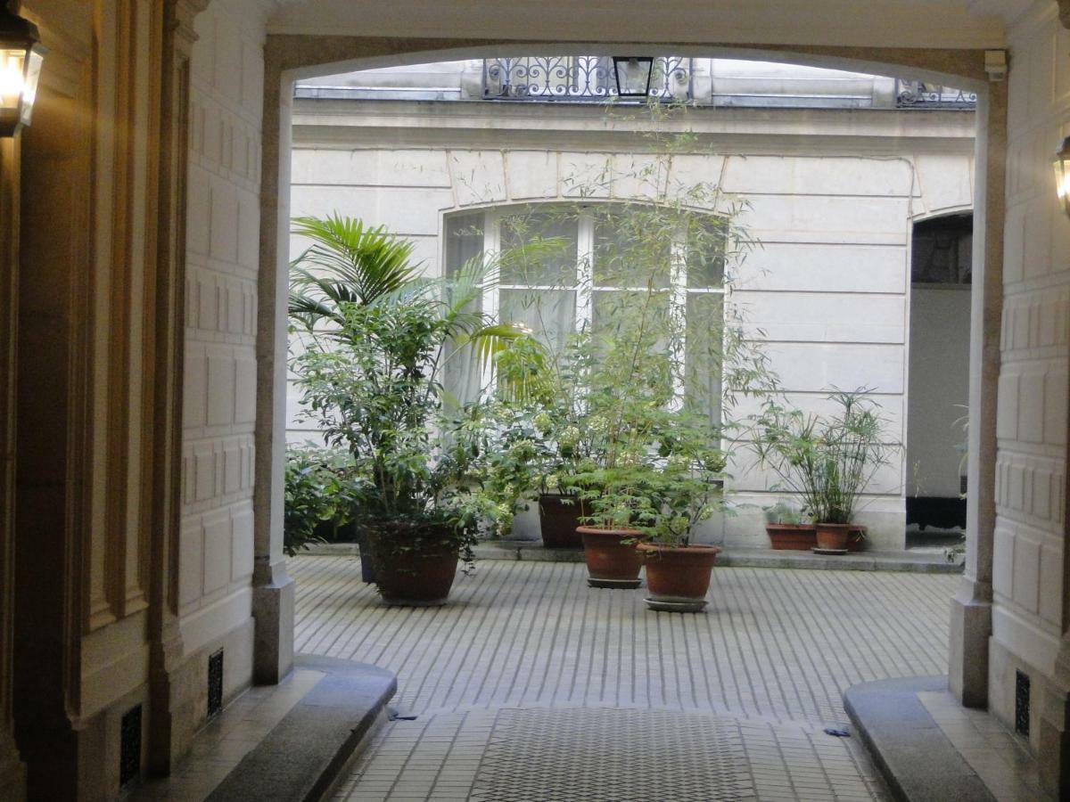 Appartement Odeon A 5 Minutes De La Seine Париж Екстериор снимка
